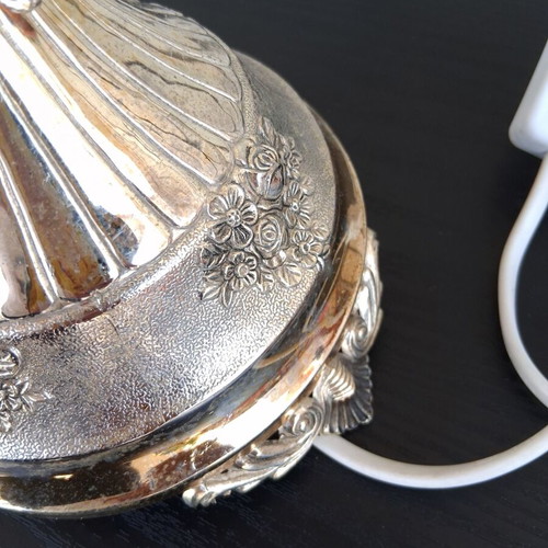 Vintage silver-plated table lamp like new, electric