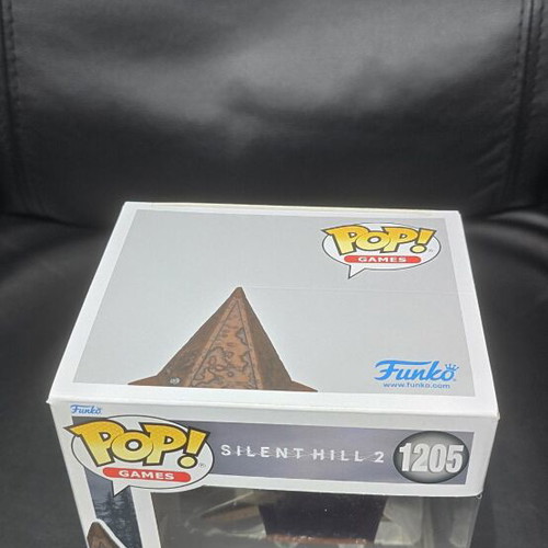 Funko Pop Silent Hill 2 Pyramid Head 1205 vinyl figure