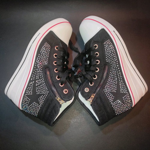 Women's shoes with heels and rhinestones used, size 39, black