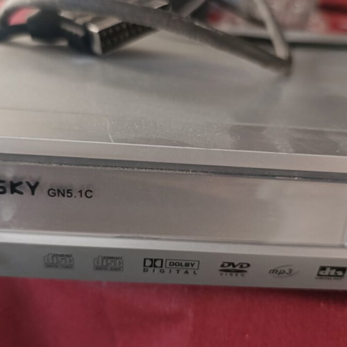 Bluesky GN5.1C DVD Player used with remote and SCART cable