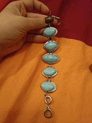 Women's bracelet used