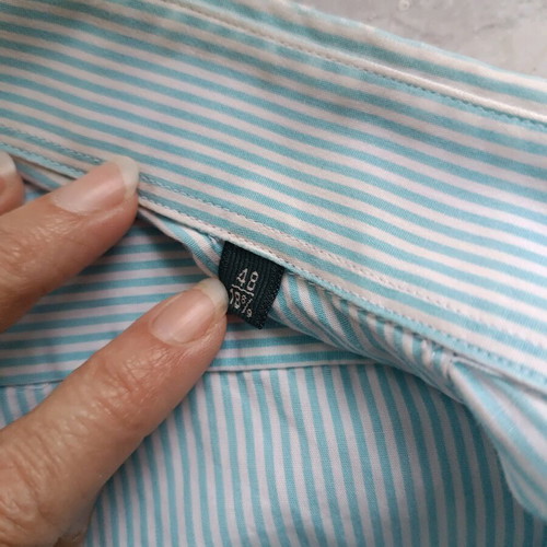 The Bostonians shirt used no 48 x large light blue 100% cotton