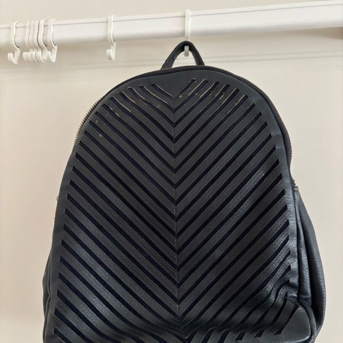 Women's backpack used with V stripe design, black