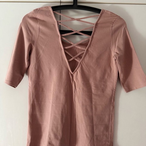 Bershka dusty pink top like new with criss cross back size medium