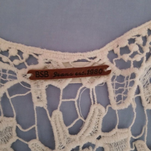 BSB lace blouse like new, white