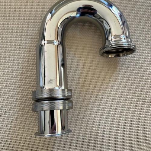 Metal sink siphon like new