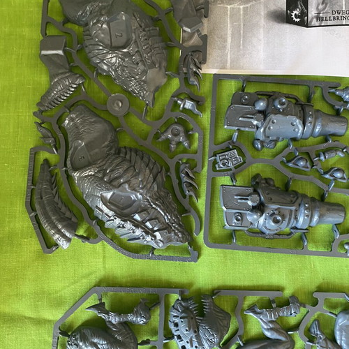Conquest Hellbringer Drake Dweghom figure like new with card and base