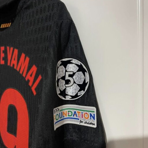 Lamine Yamal away jersey like new, size large