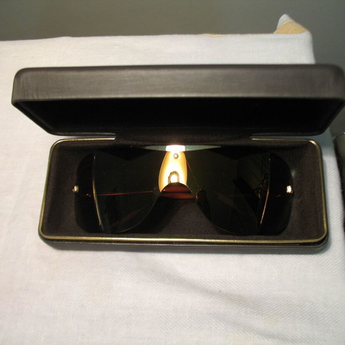 Missoni MI 57303 sunglasses like new, gold color