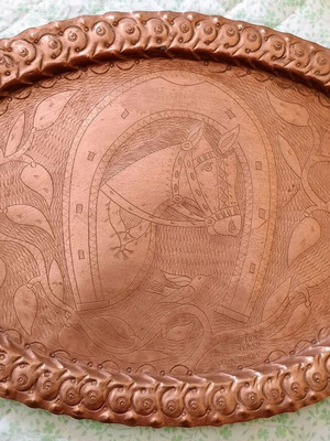 Handmade carved bronze tray 1980 era like new