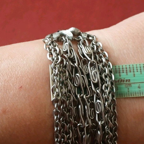 Bracelet Lisner 18 cm like new, good material