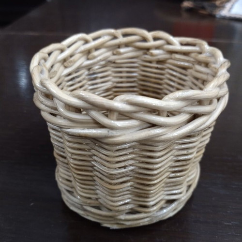 Wicker pencil holder like new