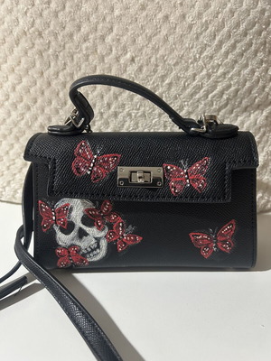 Handpainted crossbody bag black, like new