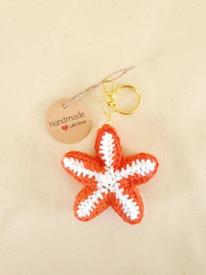 Starfish Charm Keychain crochet, new, orange and white