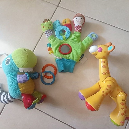 Baby toys used Fisher Price, Lamaze, Itsmagical set of 3