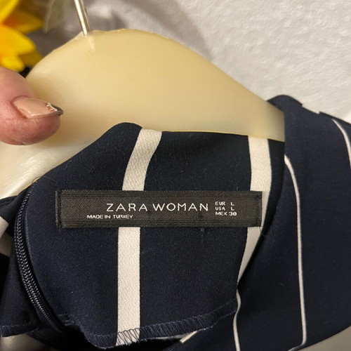 Zara women's dress new, size L, white and blue