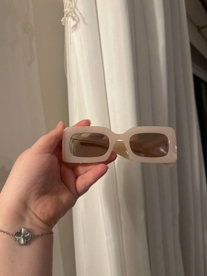 Anna Key pink sunglasses like new