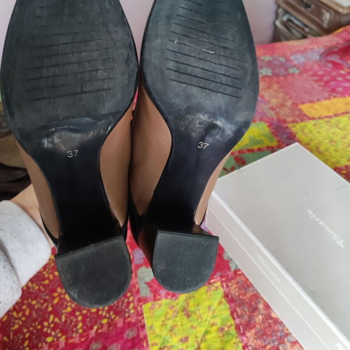 Tamaris leather shoes pumps like new, size 37, black-brown