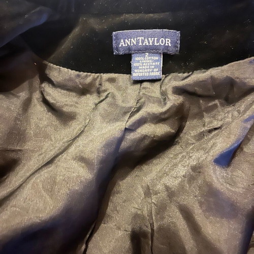 Ann Taylor velvet black coat like new, size XS