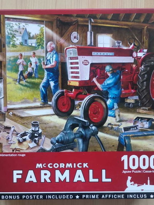 Master Pieces Farmall 1000-piece jigsaw puzzle