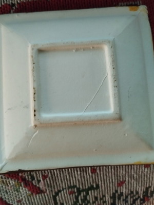 Painted plate with religious theme 9×9cm