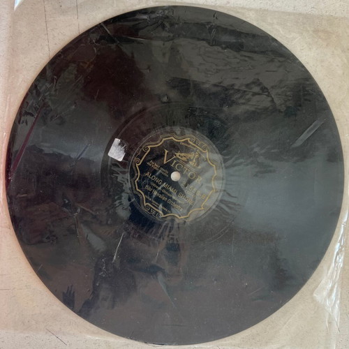 Vintage gramophone records used, pack of 4, in good condition