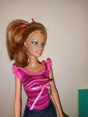 barbie teacher