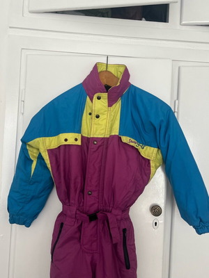 Retro kids ski suit like new