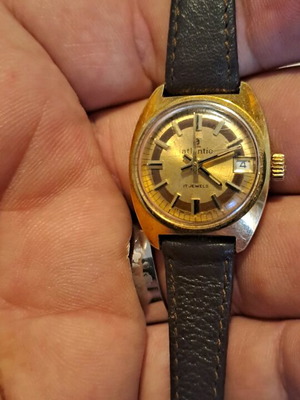 Atlantic 17 Jewels winding automatic watch like new, brown and gold