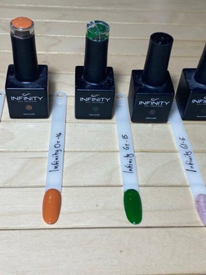 Infinity 5 semi-permanent nails like new