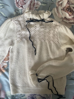 Zara beige sweater, XS