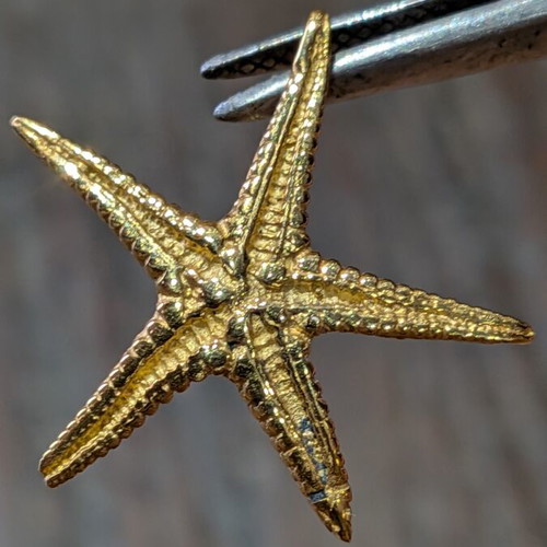 14K Gold Starfish Pendant