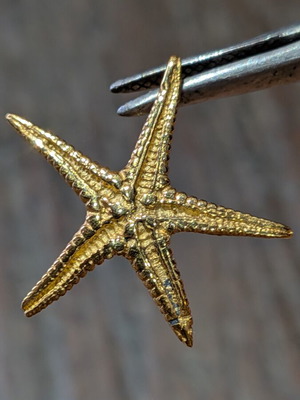 14K Gold Starfish Pendant