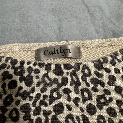 Caitlyn women's sweater used, beige with leopard print