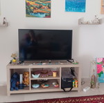 TV stand like new