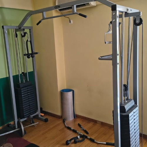 Viking BR-24 Crossover gym machine like new