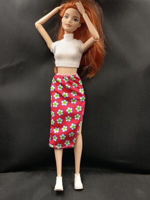 Skirt, top and shoes for fashion dolls