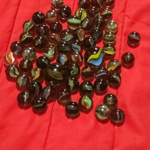Marbles like new, set of 156 with 21 different types
