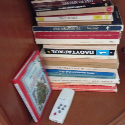 Various books like new, almost a whole library