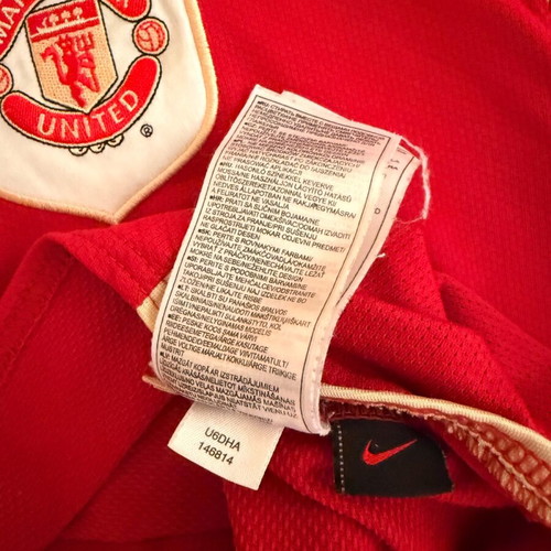 Manchester United 2006/07 jersey like new, size M