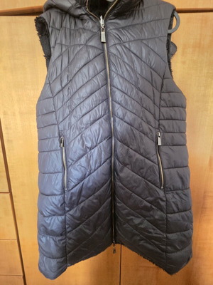 Bsb reversible sleeveless vest black, like new, size XL