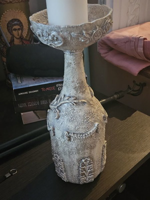 Vintage decorative candlestick like new with embossed design
