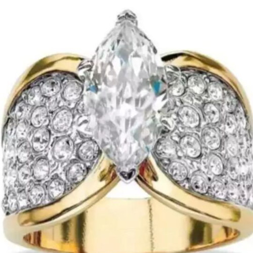 Eloise Women's Ring New, Yellow Gold with Diamonds