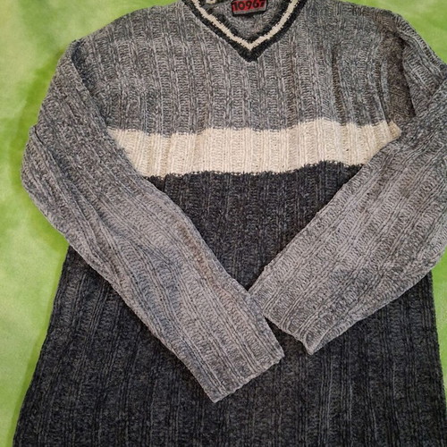 Woolen men's sweater used, size L