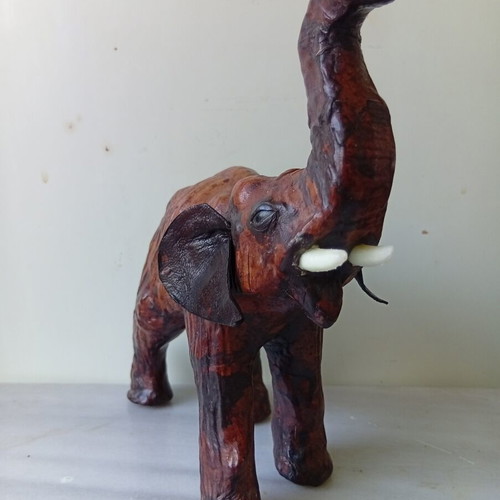 Leather elephant figurine 18 cm