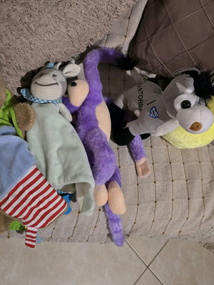 Loutrina and 2 Nani plush toys like new