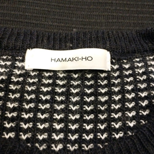 Hamaki-Ho men's sweater used size XL with round neckline