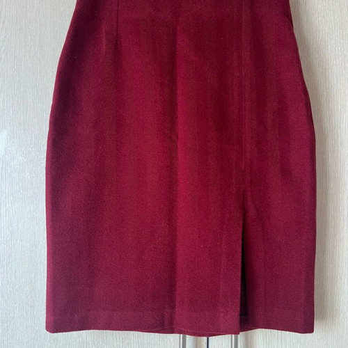 Wool skirt burgundy with lining XS like new