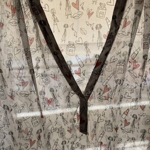 Silk blouse size M, like new, white gray with black and red patterns