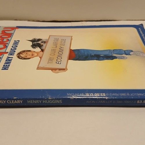 Henry Huggins book by Beverly Cleary, Avon Camelot 1978, English